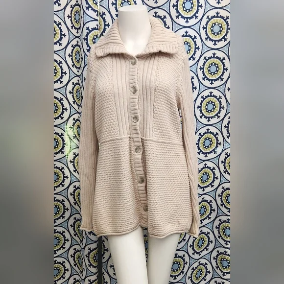 Calvin Klein Sweater - Picture 1 of 4